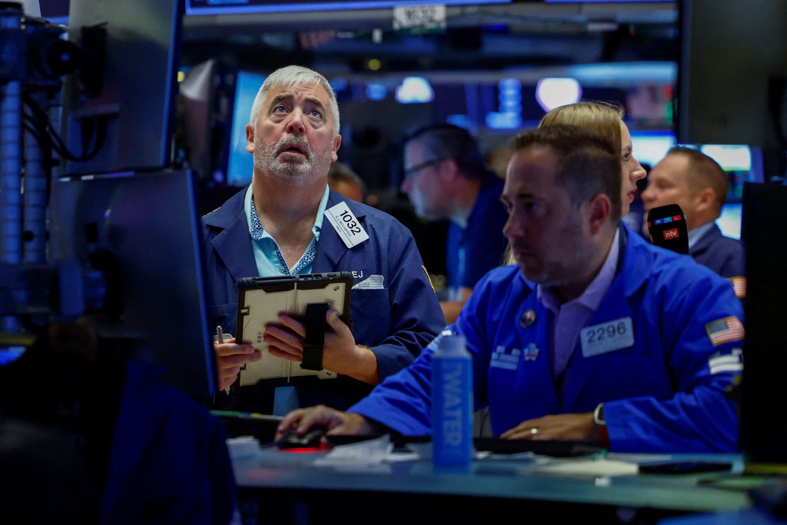 S&P 500 Nods Higher as Treasury Yields Creep, Crypto Roars, and Investors Pray Jackson Hole Doesn’t Break Something