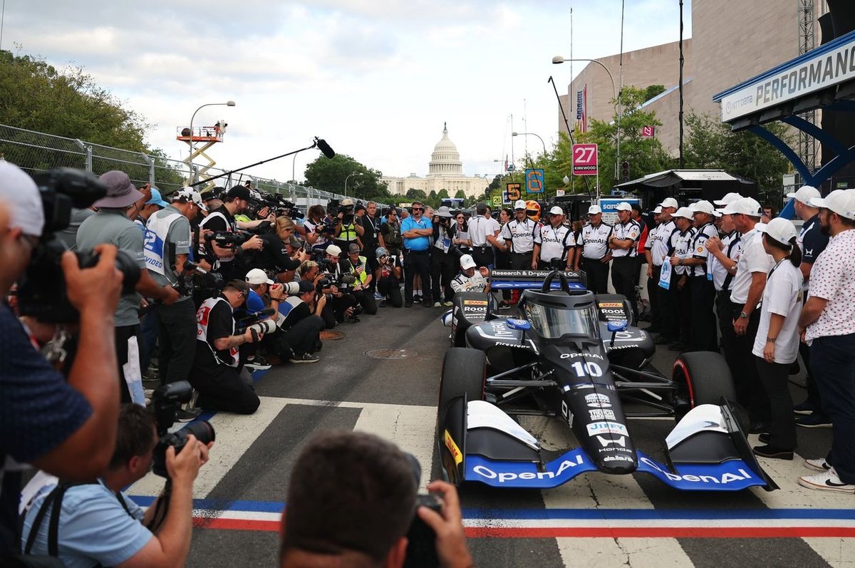 Alex Palou Claims Pole for Electric Freedom 250 as Trump to Attend Showcase Street Race